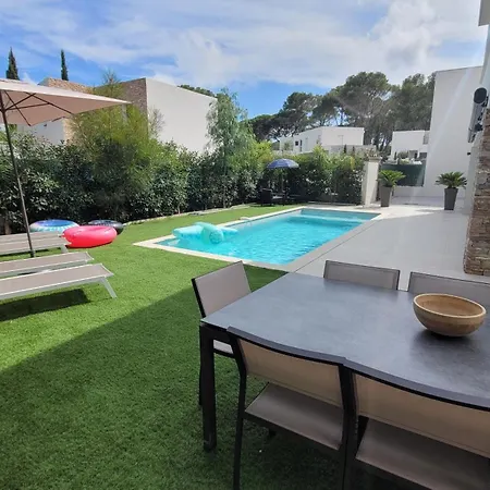 빌라 Avec Piscine Saint-Raphaël